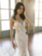 Close up front of Taliana by Enzoani