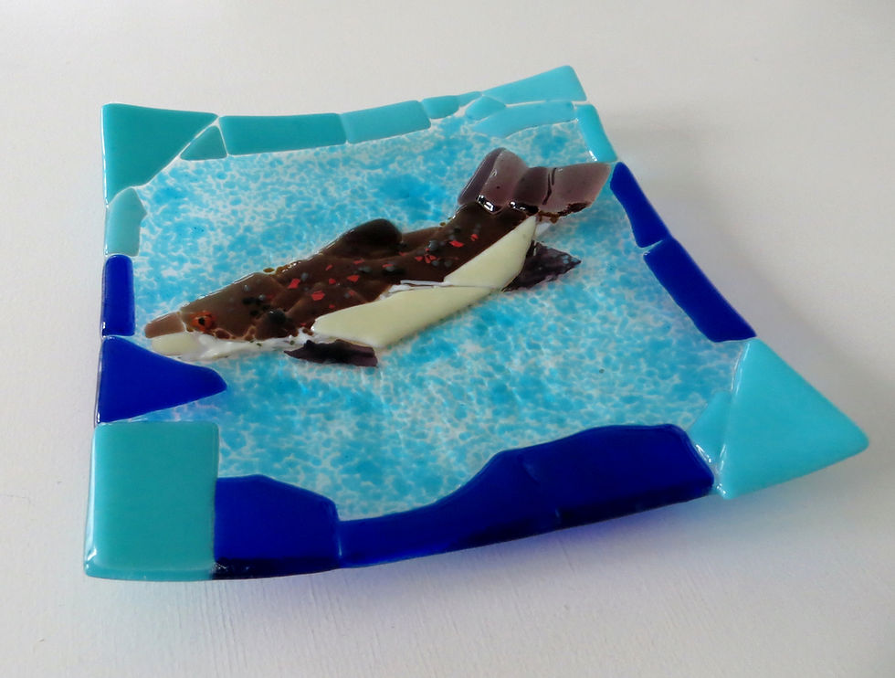 Thumbnail: RD Glass making fused glass course, glass fusing