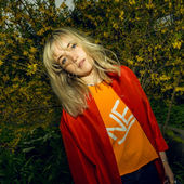 Thea & The Wild Confronts her Darkest Moments in Rock-Driven Single “Rip Tide”