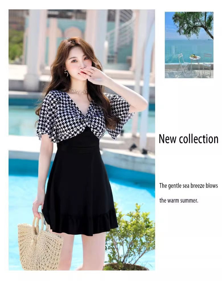 縮圖：2XL- 3XL Classic Black Plaid Swim Dress | Women's Swimwear NZ
