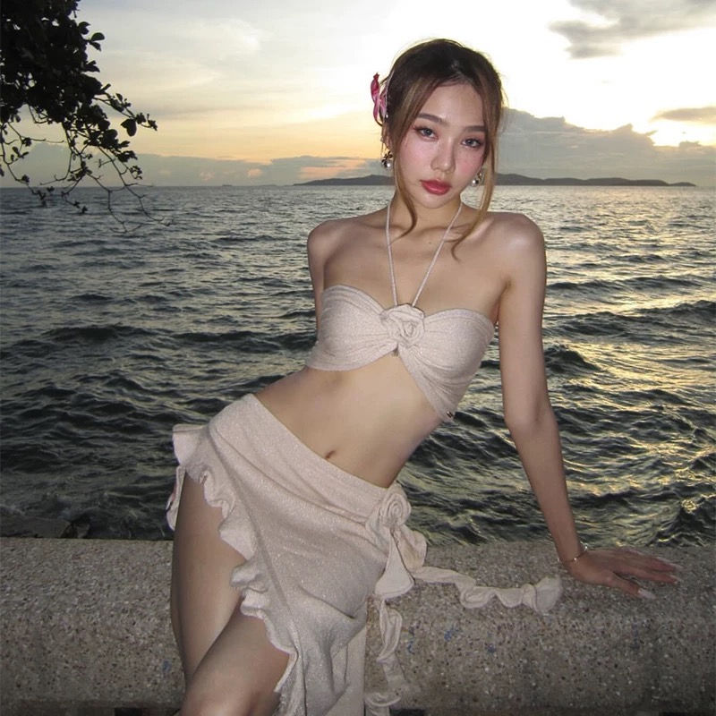 Thumbnail: Pinky Cream Pearlescent Bikini Beach Skirt Swimsuit 3-Piece Set Black