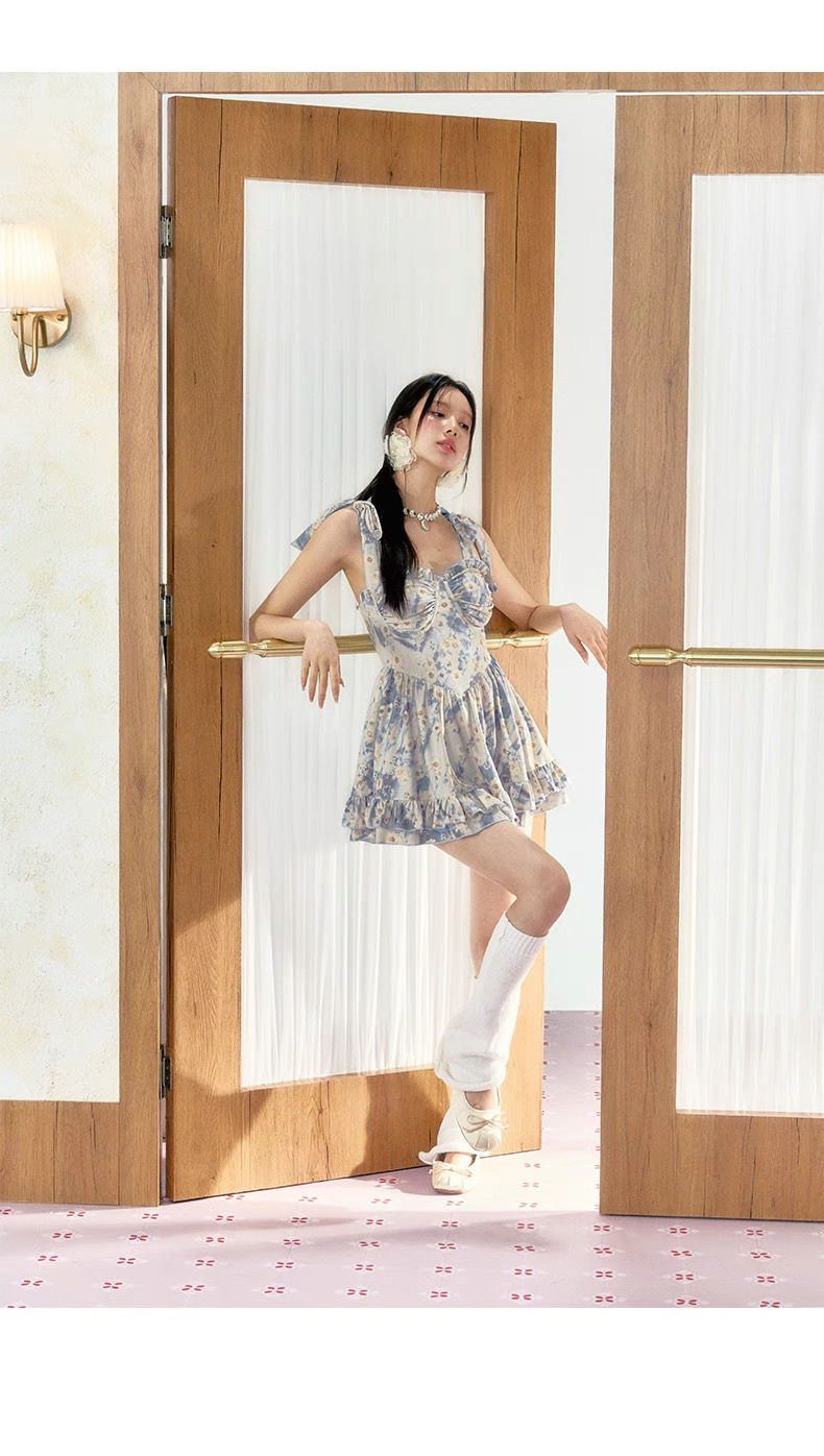 縮圖：Vintage Blue Floral Print Swimsuit Dress | Women's Swimwear NZ