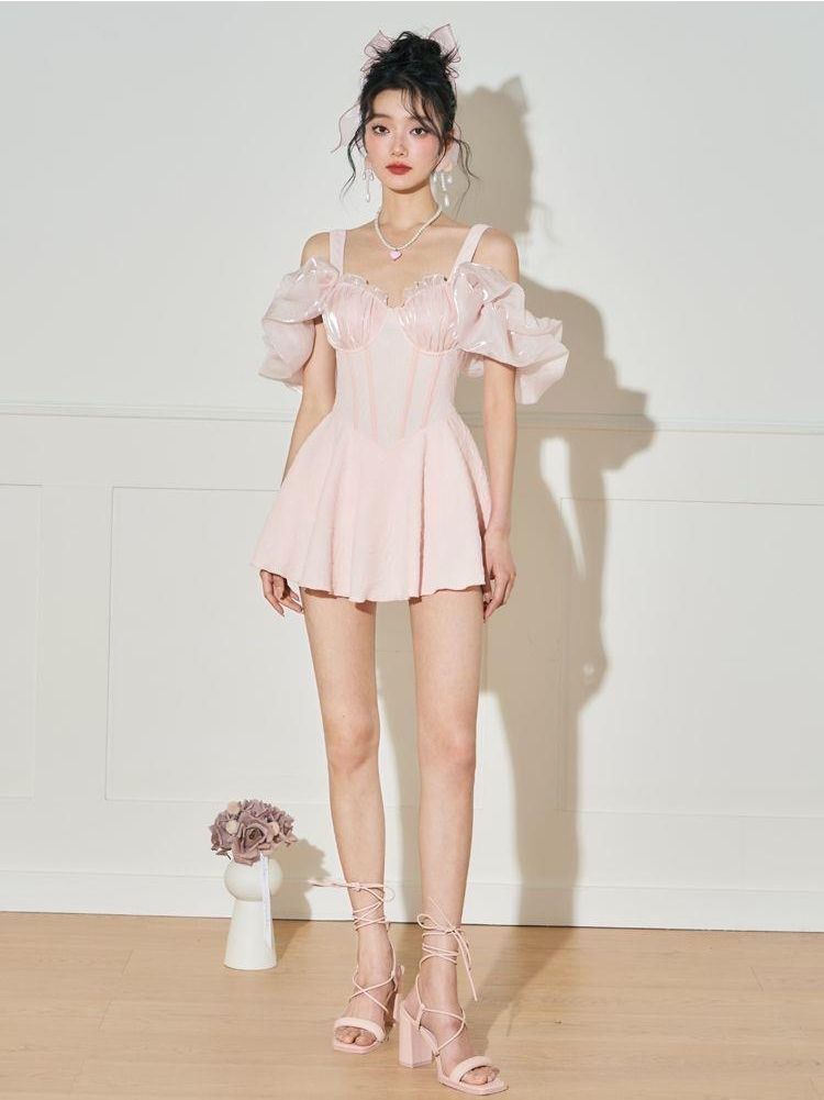 縮圖：White Sweet & Elegant One-Piece Swimsuit for Women