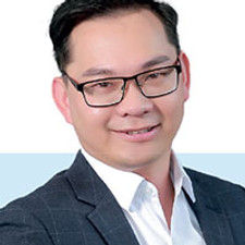 Urologist.jpg