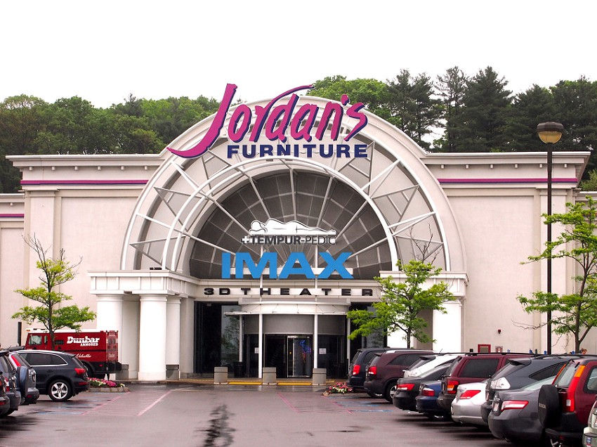 Jordan’s Furniture Partners with LRP Recycling for Large Scale Mattress Recycling Initiative