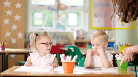 GIRLS CAN BE ENGINEERS TOO JLR