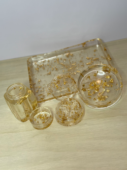Gold Speck Tray Set