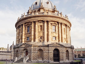 vertical-shot-radcliffe-camera-oxford-england.jpg