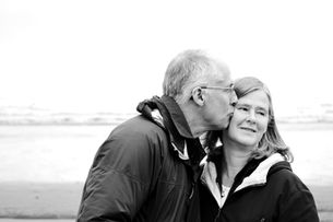 Can I bring my parents with me to live in Australia?