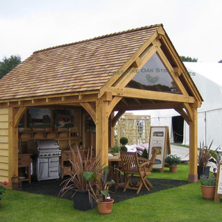 Cheshire Cookhouse OakFrame with feature truss