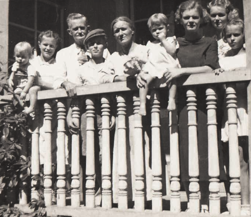 Max Quillin Family.PNG