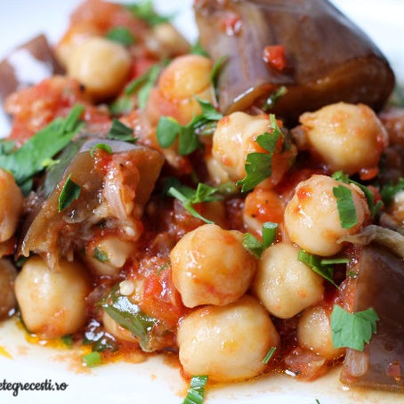 Mancare de naut cu vinete