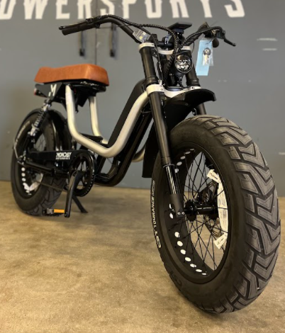 Thumbnail: Monday Motorbikes Presidio 750S