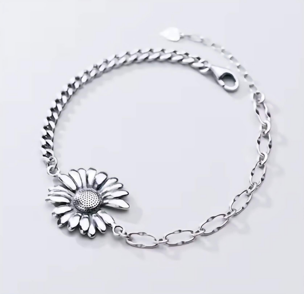 Thumbnail: sterling silver single-chrysanthemum bracelet