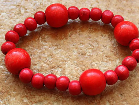 Misterios ocultos de la pulsera roja de protección