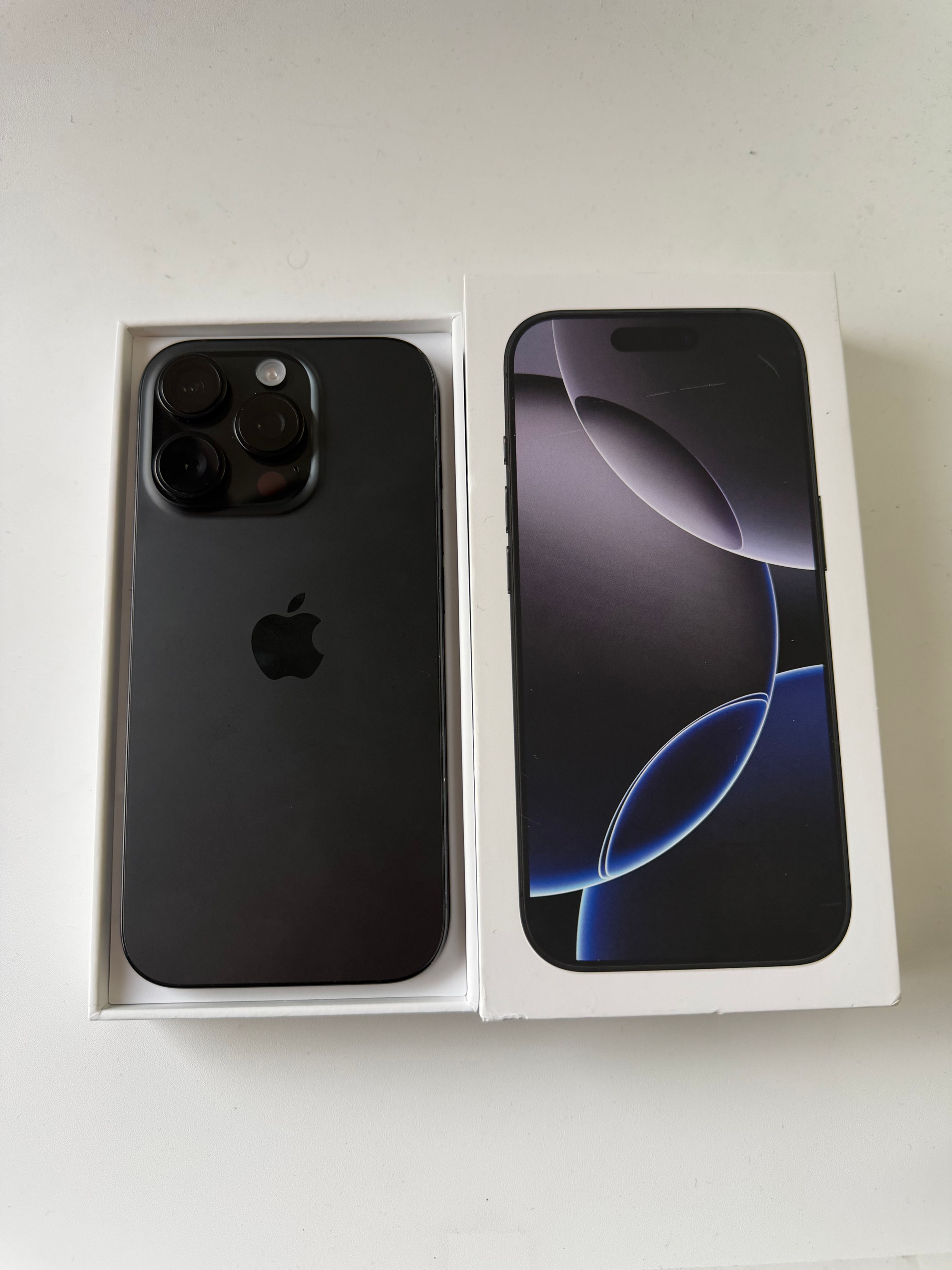 iPhone 16 Pro 512gb - 92% Battery Health