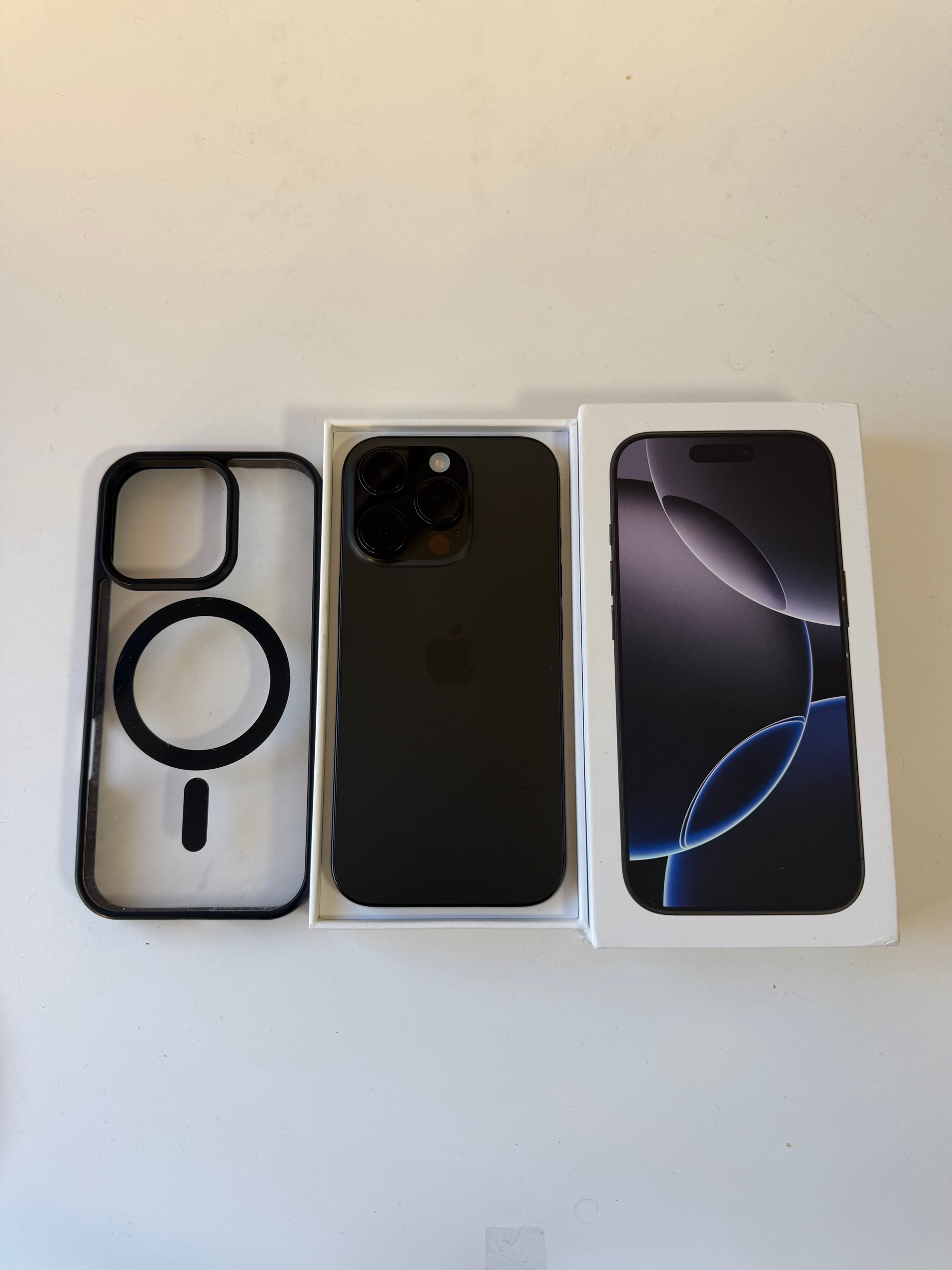 iPhone 16 Pro 128gb - 92% Battery Health
