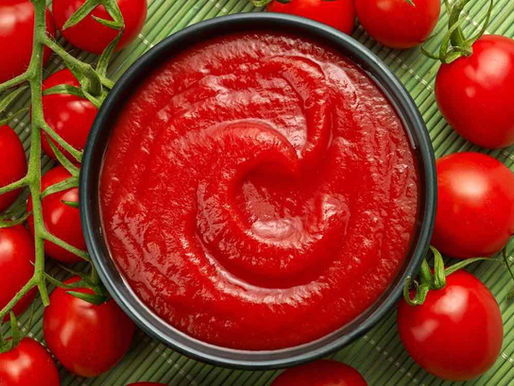 Receita de Famiglia: como deixar seu molho vermelho caseiro especial