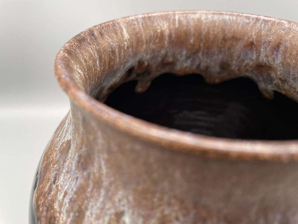 Thumbnail: Black Alabaster Vase