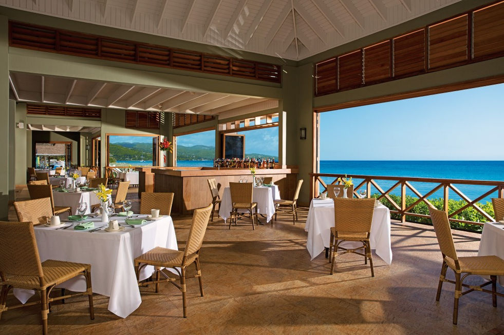 19017 Montego Bay Windows I01.jpg