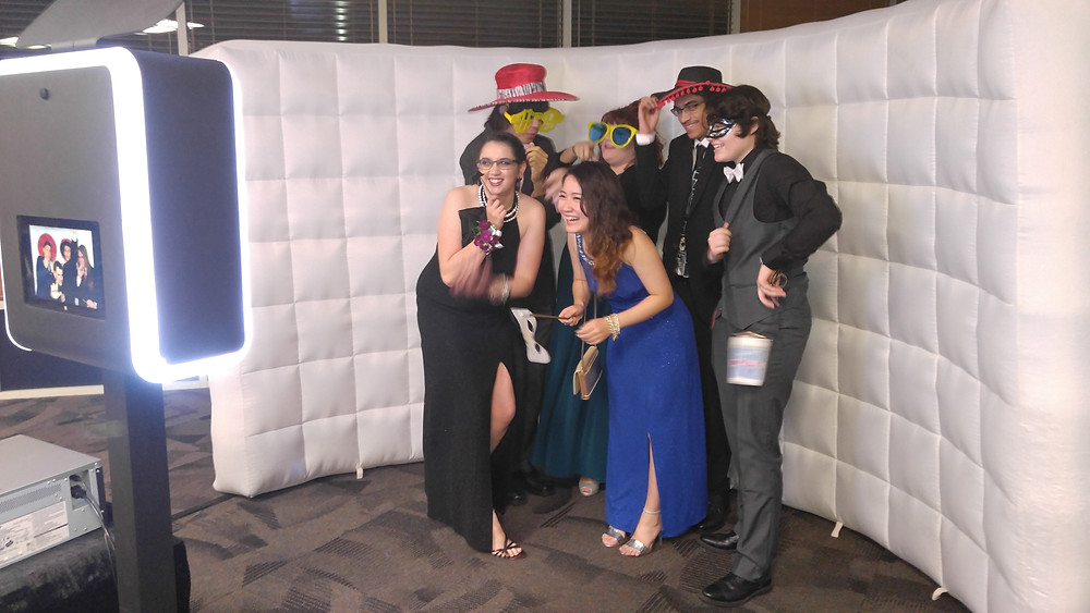 tucson photo booth, tucson photo booth rental, hire a photo booth for graduation, hire a photo booth for school events, hire a photo booth for a party, hire a photo booth for a wedding, photo booth social sharing photo booth green screen photo booth face morphing, photo booth gif, photo booth slo mo video, photo booth templates, graduation fun, graduation ideas, graduation memories