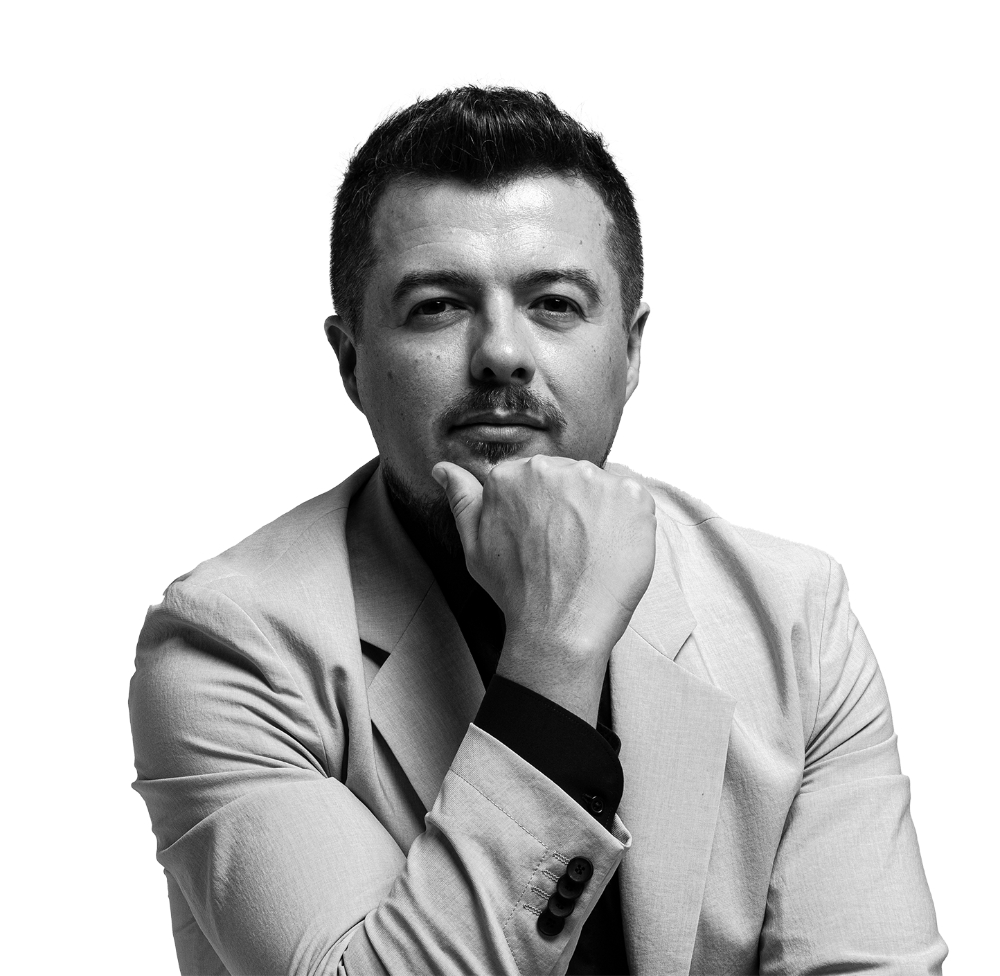 Poza scriitorului: Alexandru Iancu