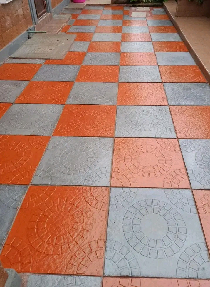 Paving slab for walkway