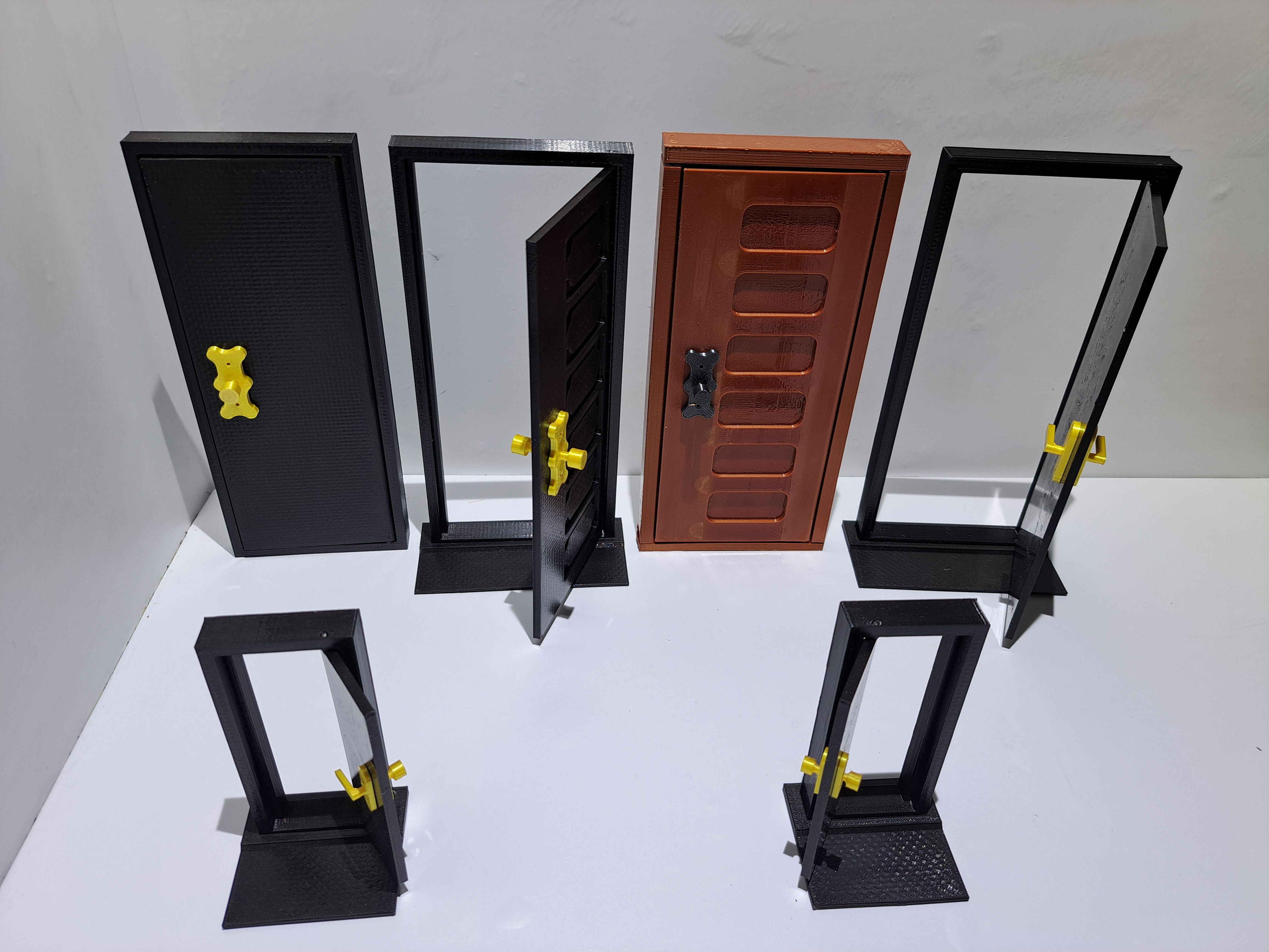 👉 Portas realistas em miniatura 🔧 Ideal para maquetes e projetos técnicos
