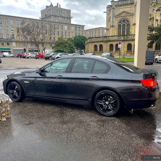 Bmw devant notre agence