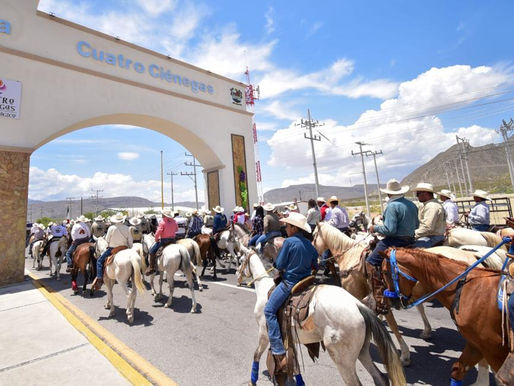 UN ÉXITO, LA CABALGATA DE CUATRO CIÉNEGAS