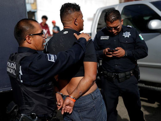 BORDER PATROL REFUERZA AVISOS PARA IMPEDIR CRUCE DE MIGRANTES DESDE COAHUILA