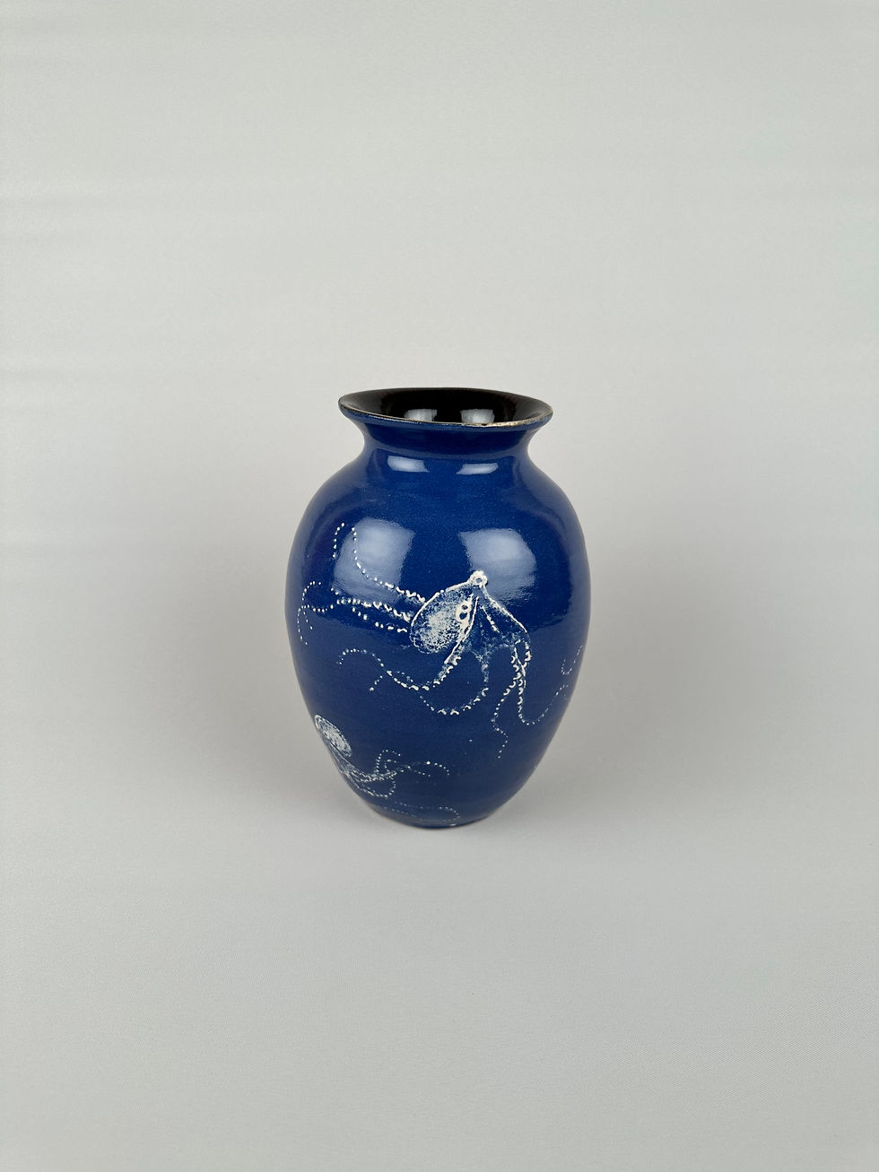 Blue stoneware vase - Octopuses