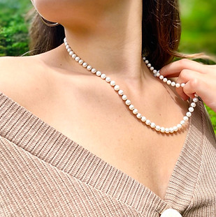Akoya Pearl solid 14k gold necklace (1).jpg