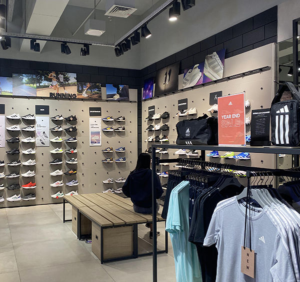 toko olahraga adidas plaza asia tasikmalaya