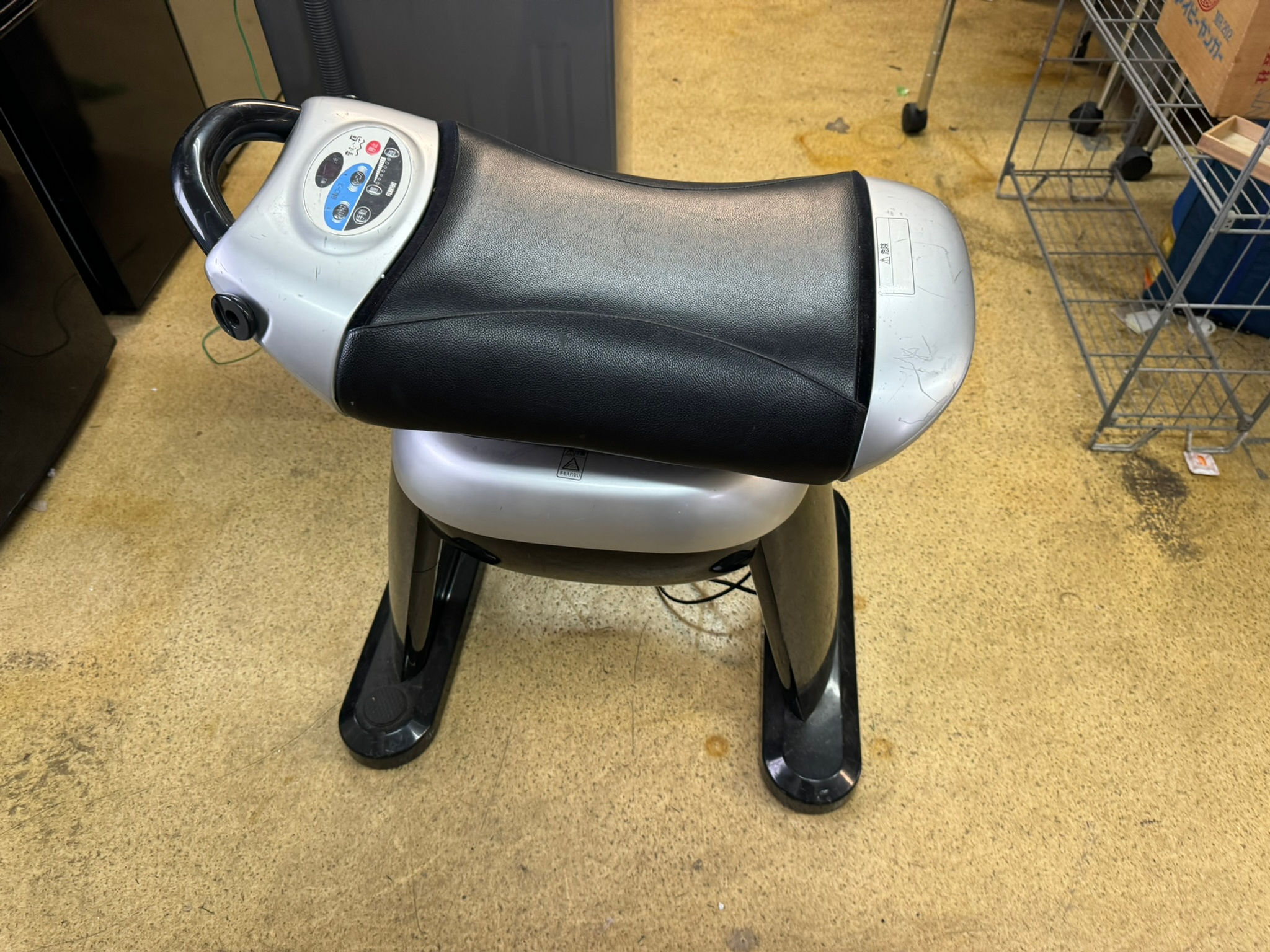 （3180W3)*FUJIIRYOKI フジ医療器「座む~馬」HM-700 - EXERCISE HORSE MACHINE