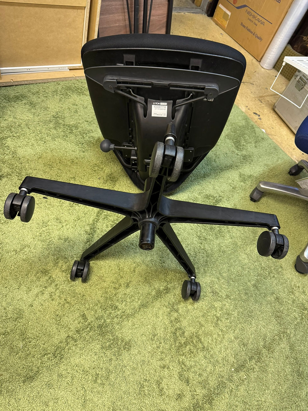 サムネイル： (4109W2)*ITOKI イトーキ JOIFA 602 KZ-520GB-T1T1N2 肘無ローバックチェア - OFFICE CHAIR