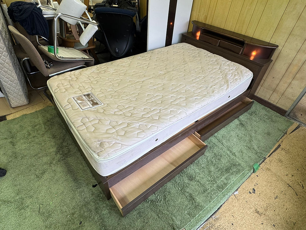 サムネイル： (4551W2)*セミダブルベッドマットレス付 引き出し有 - DOUBLE BED W/MATTRESS