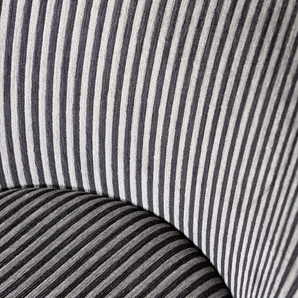 Miniature : Chaise Allure en tissu rayé