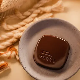 Chocolate_Square-Closeup-plate_1e231a6f-ee32-4bd2-b70f-8bb7012ac899_768x768.webp