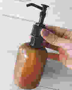 Sabonete líquido para lavar o rosto - Receita Natural e Vegana