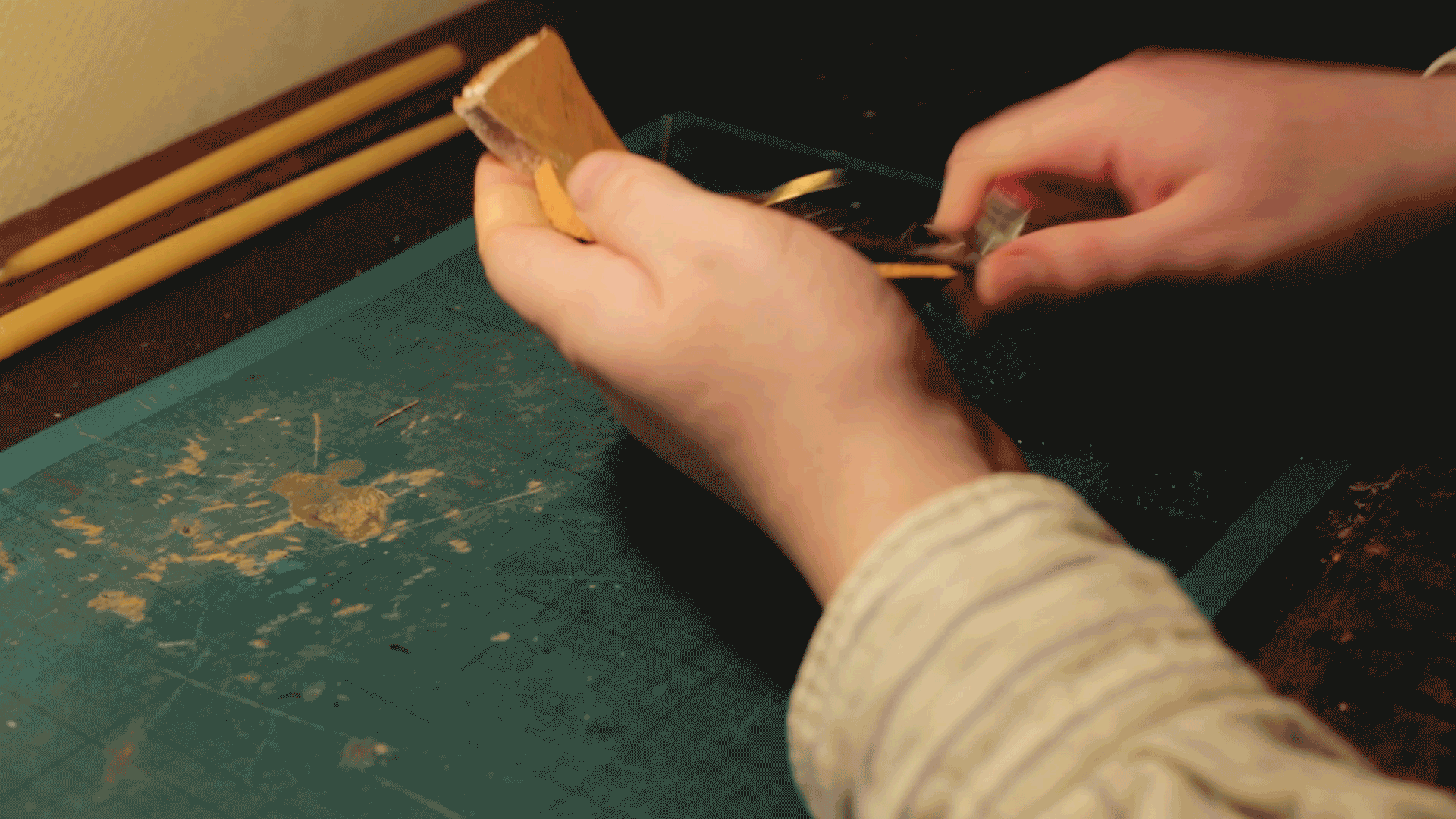 8Wire-Twist.gif