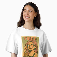 Virgo zodiac girl boxy t-shirt featuring a pop-art illustration of a winking woman with pink-lavender hair, black glasses, and a clipboard. Text on the design reads “Virgo: Organized chaos, but make it cute.” — a stylish tee for perfectionists who like their plans pretty. ♍💚