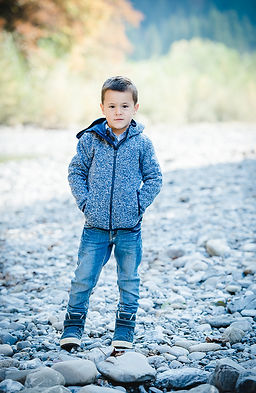 Familie, Familienfotografin, Dornbirn, Familienfotgrafin Vorarlberg, Babyfotografie, Vorarlberg Babyfotografin, Babyfotograf