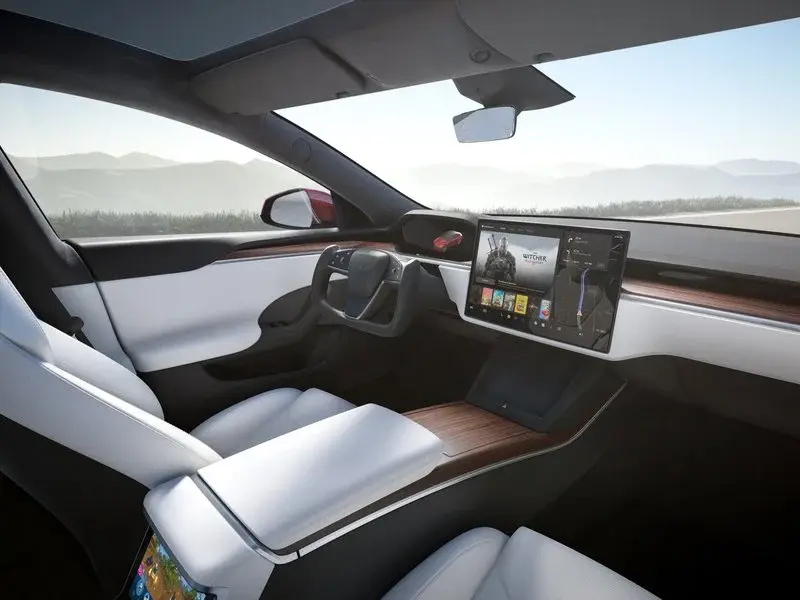 TESLA MODEL S - DESIGN FOR INNOVATION