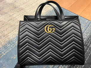 Gucci グッチ GGマーモント ミディアム トップハンドルバッグ