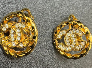 CHANEL シャネル ココマーク サークル イヤリング ゴールド メタル・ストラス