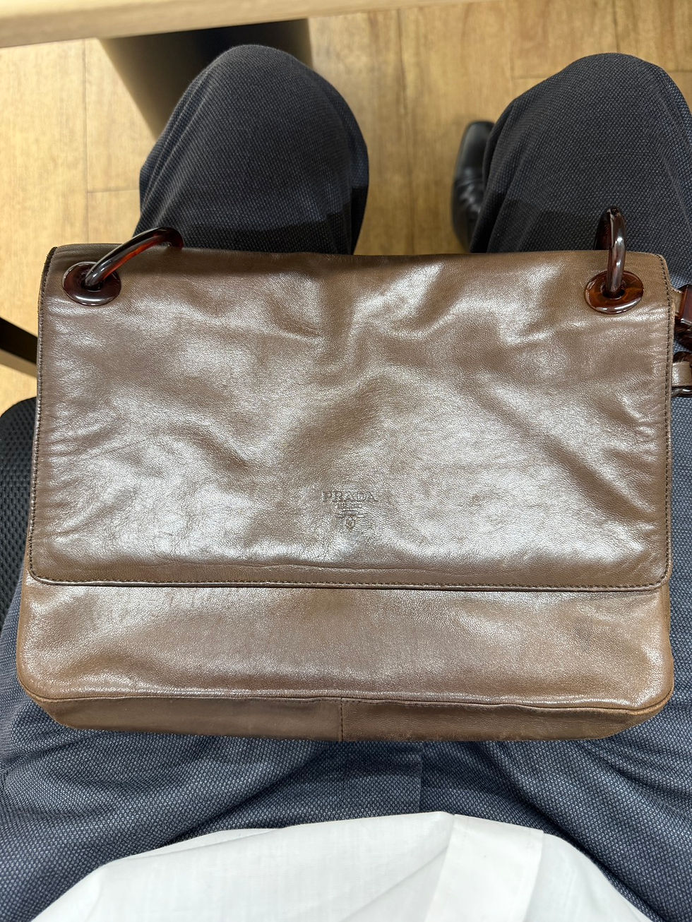 PRADA プラダ レザー ショルダー バッグ ブラウン