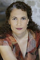 thumbnail_LauraStearns.headshot.jpg