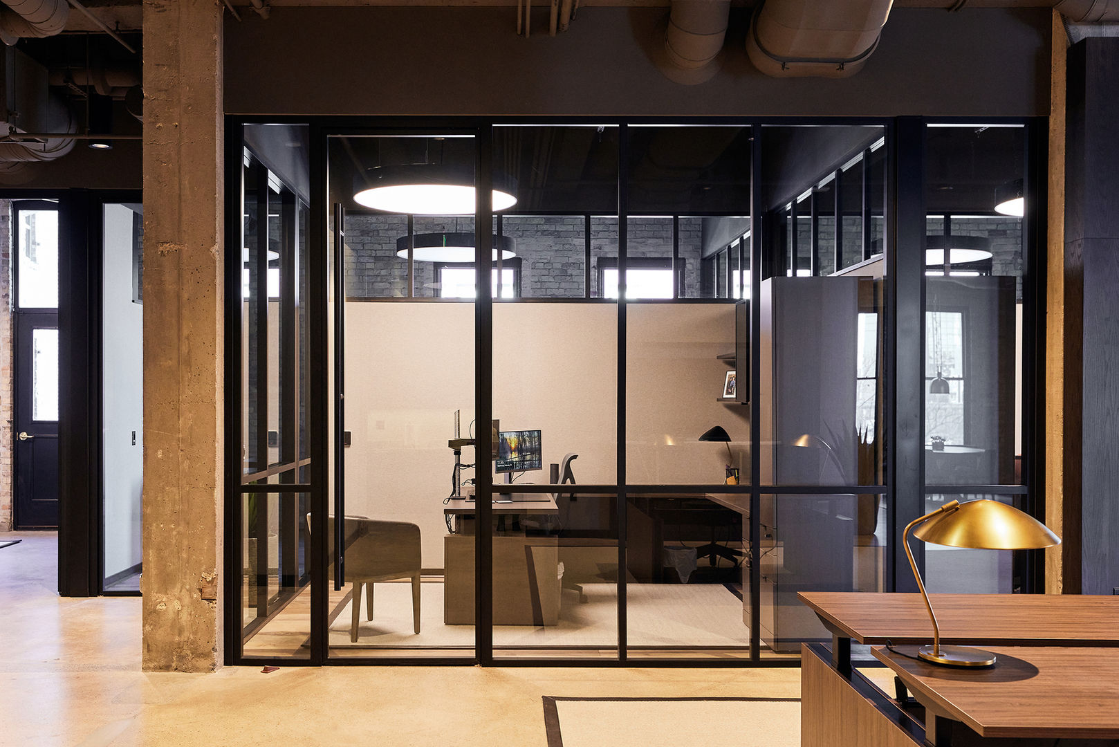 Muraflex demountable walls, showcasing a private office 