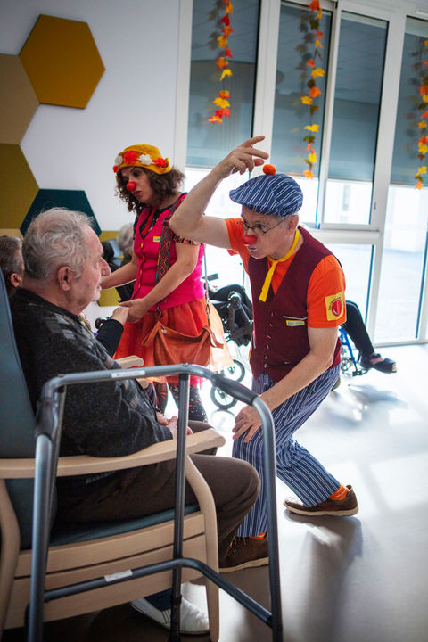 Les Givrés du Plumeau à l'EHPAD de l'hôpital de Monségur. ©Atelier Pallagès